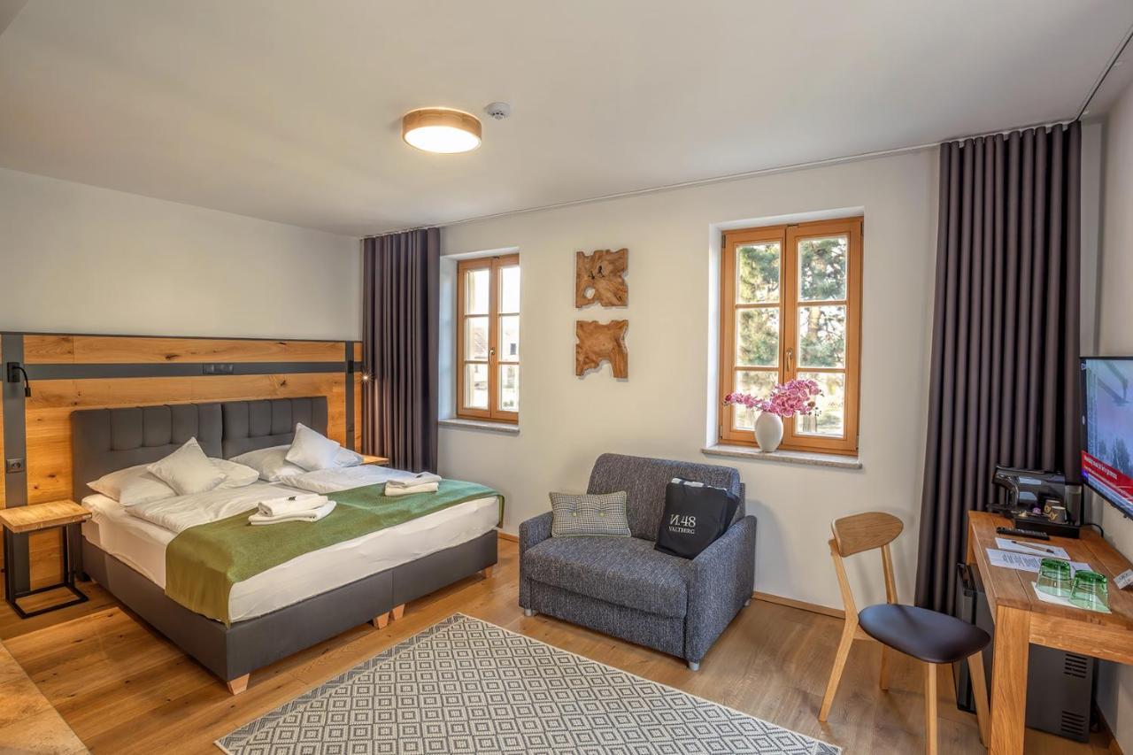 Resort Valtberg ヴァルチツェ エクステリア 写真
